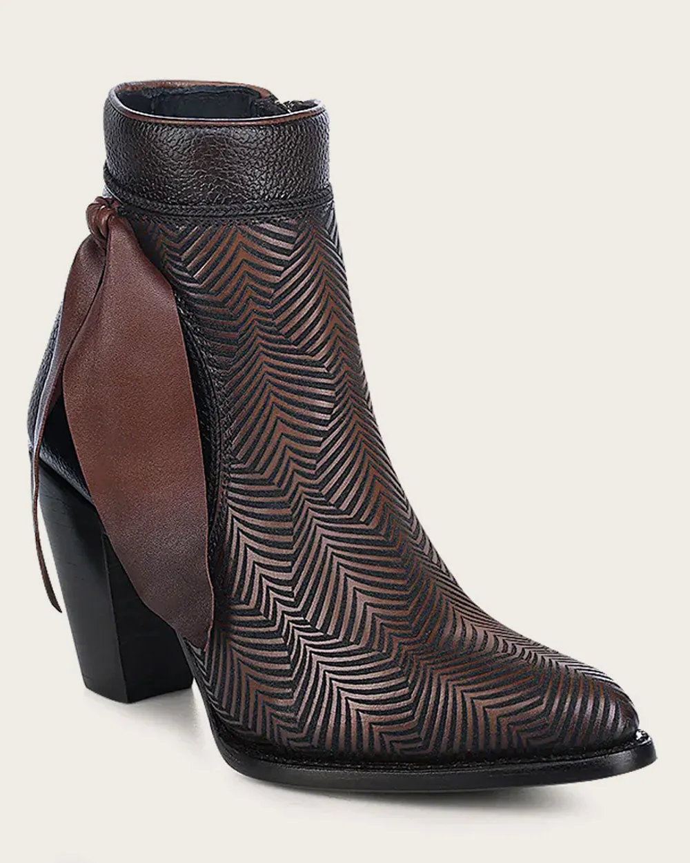 Ankle engraving brown bootie