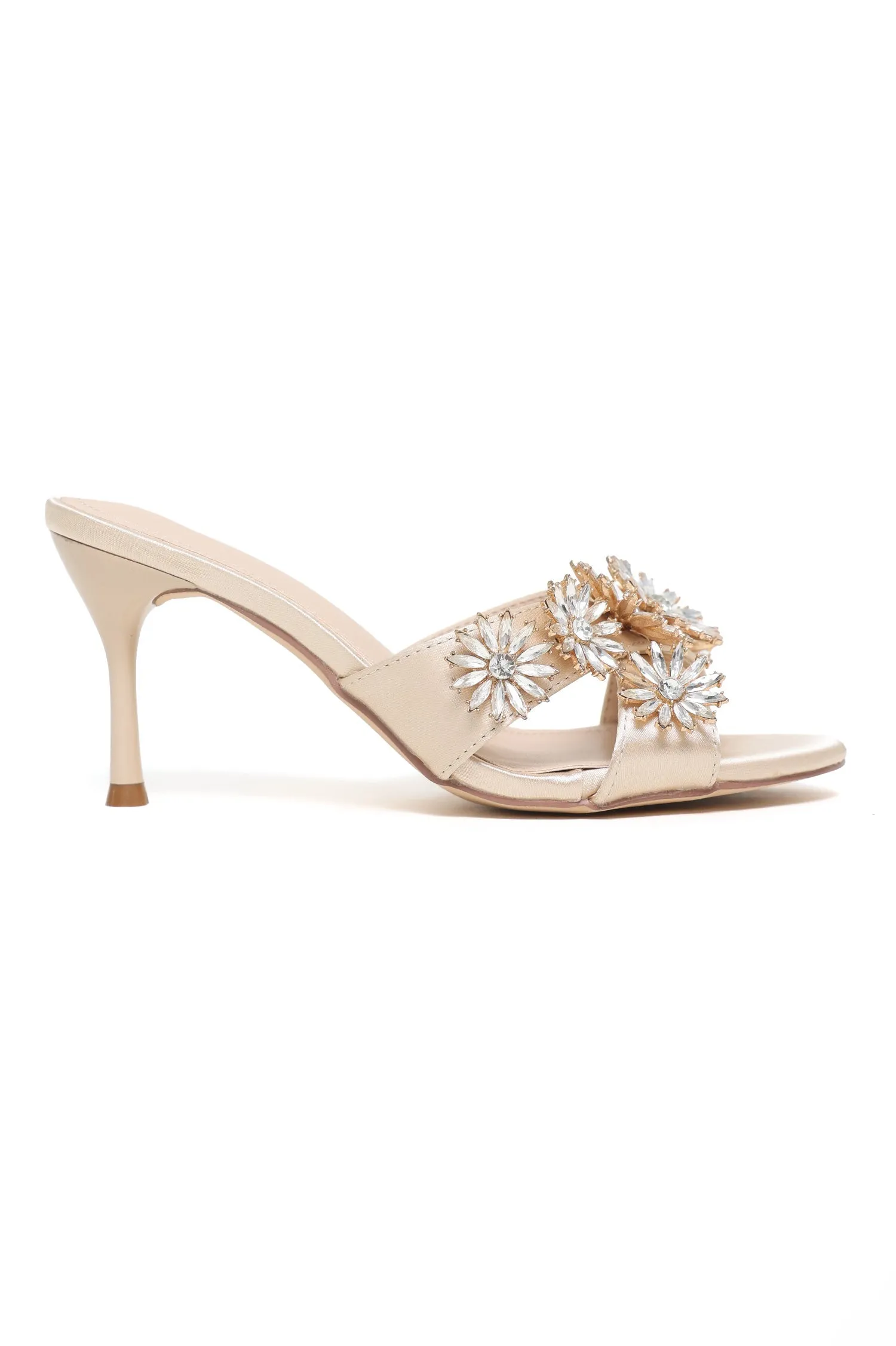 DAZZLING FLORAL EMBELLISHED HEELS-GOLD