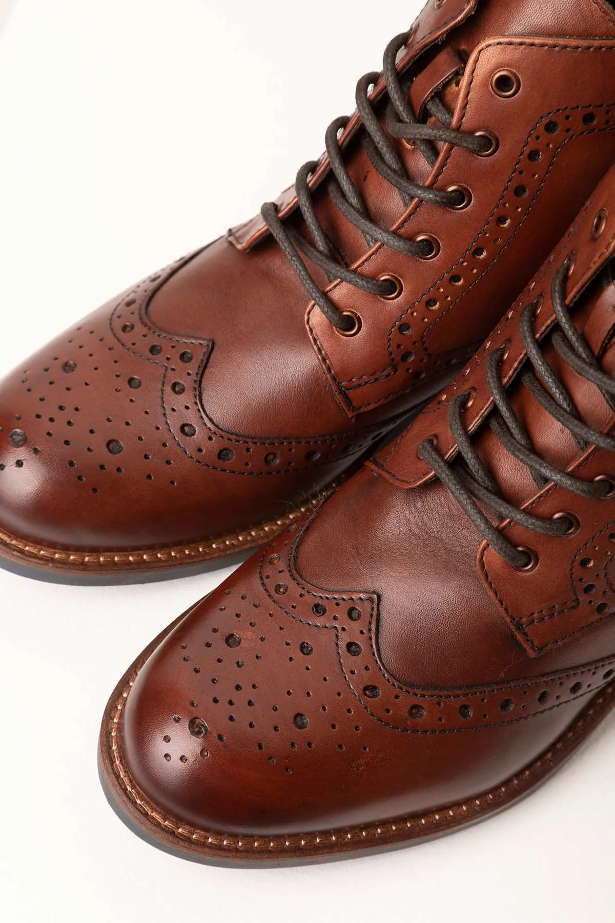 Men's Brogue Lace Up Boots - Millington