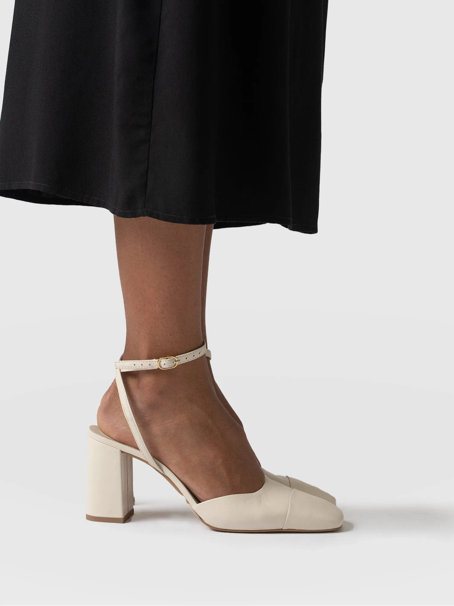 Rayner Cap Toe Heel - Cream