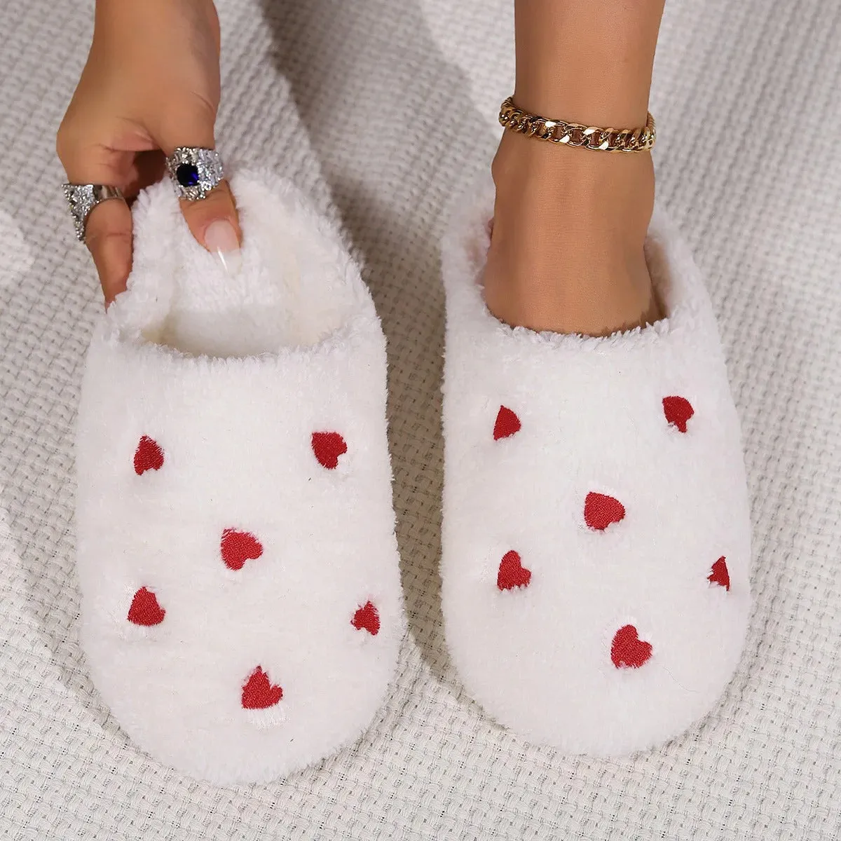 Winter Women's Heart-Shaped Slippers Love Mute Soft Sole Shoes Indoor Comfortable Cute Silent Carpet Light Living Room